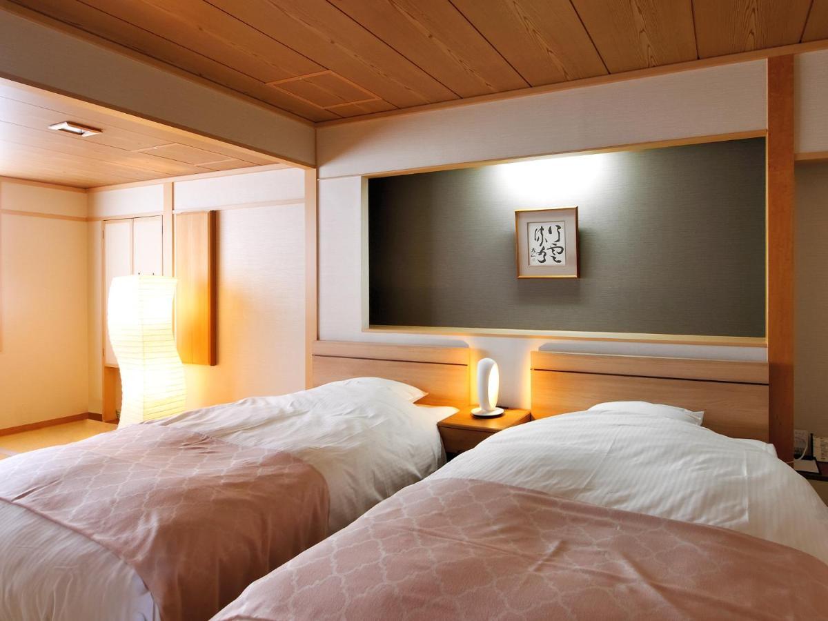 Hotel Tsubakino Яманучи Екстериор снимка